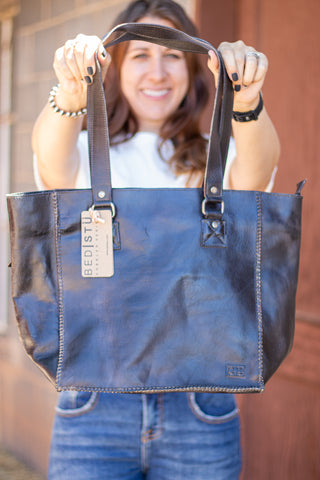 BedStu Celindra LTC- Black Rustic