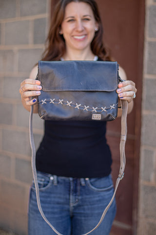 BedStu Cleo- Black Icicle Rustic