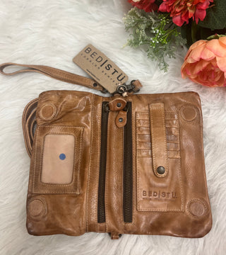 BedStu Cadence- Tan Rustic