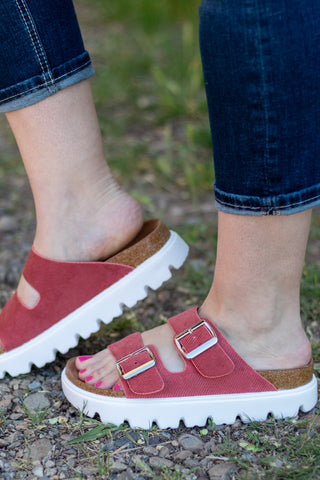 Jazmin Sandal- Rust~ Very G