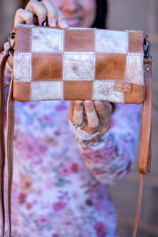 BedStu Cadence PW- Tan Rustic Nectar