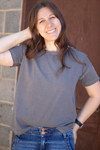 Corrin Exposed Seam Top- Charcoal