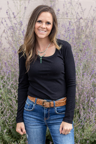 Elevated Scoop LS Tee - Black