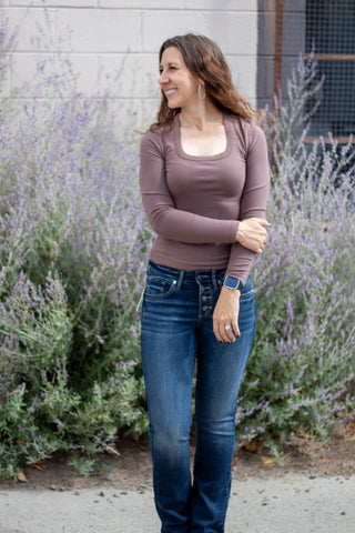 Elevated Scoop LS Tee - Brown