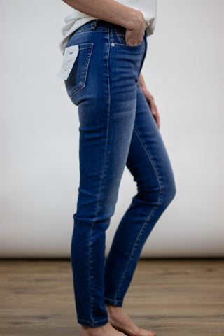 Kourtney High Rise Skinny Jean~ KanCan