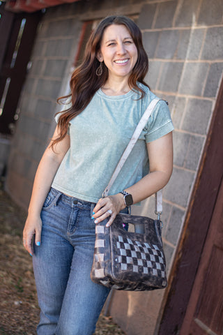 Junia Basic Tee- Olive