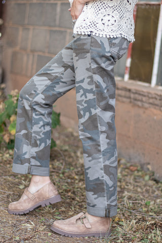 Silver Jeans Chelsea Camo Boyfriend Jean