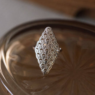 Rhomb ring