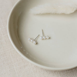 Trio Studs-Pearl: Silver/Pearl