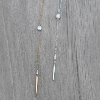 Altruism necklace-white pearl: Silver/white pearl