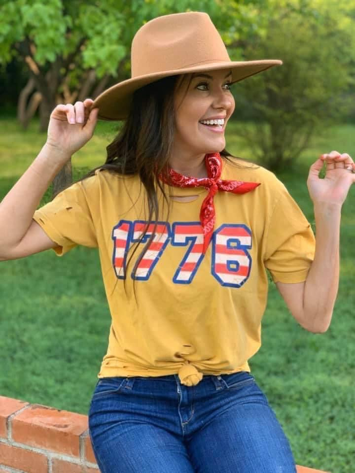 1776 Distressed Tee