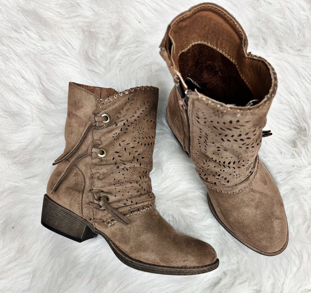 Sydney Boot- Taupe